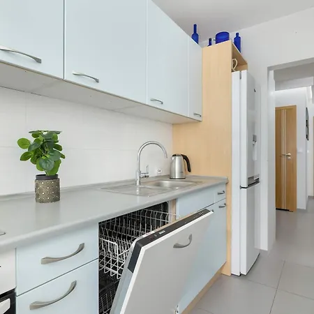 Apartament Grzegorzecka Family With Balcony & Parking Cracow By Renters Kraków