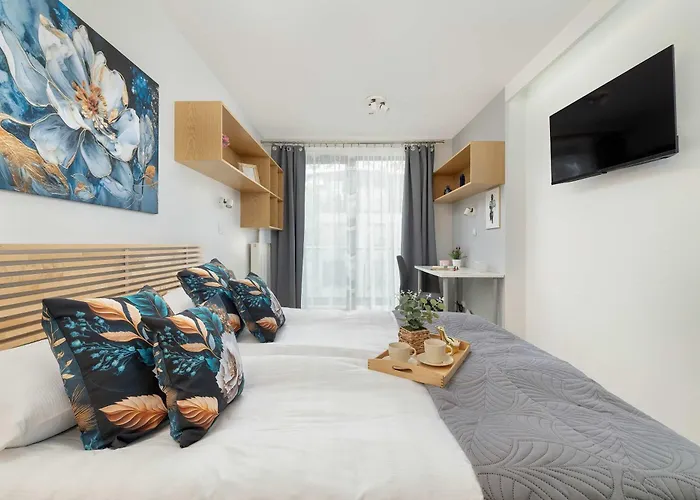 Grzegórzecka Family With Balcony&parking Cracow By Renters Cracovia