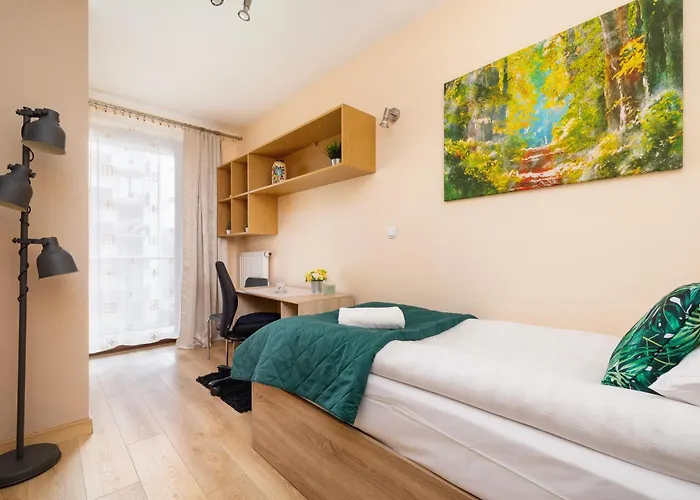 Grzegórzecka Family With Balcony&parking Cracow By Renters Apartamento *