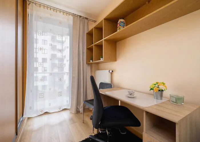 Grzegórzecka Family With Balcony&parking Cracow By Renters Apartamento *